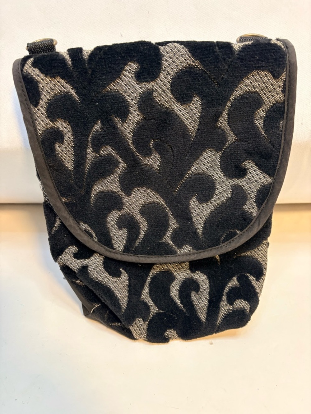 Handcrafted Black and Gray Damask Pattern Crossbody Bag